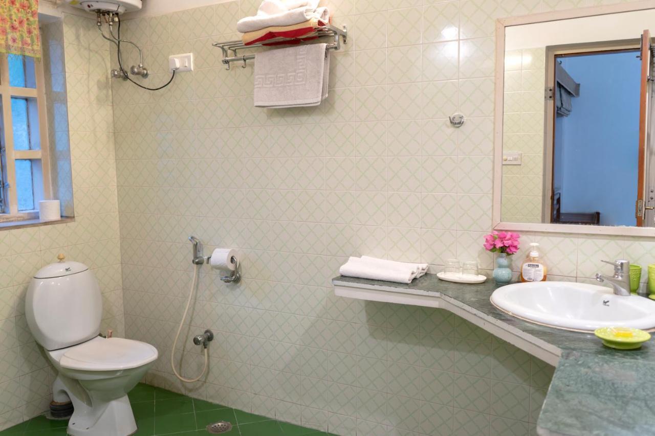 Giri Homestay By Vista Rooms Jaipur Ngoại thất bức ảnh