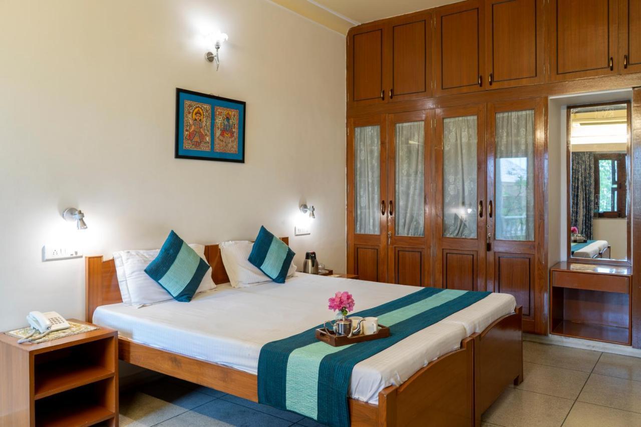 Giri Homestay By Vista Rooms Jaipur Ngoại thất bức ảnh